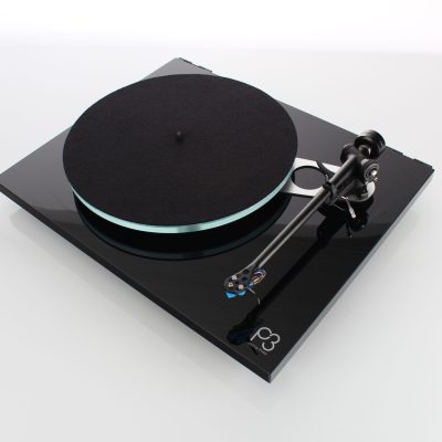 Rega PLANAR 3 Turntable – No Cartridge – Gloss Black (262481)