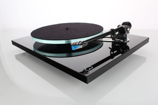 Rega PLANAR 3 Turntable – No Cartridge - Gloss Black (262481) - Image 3