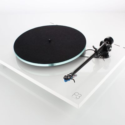 Rega PLANAR 3 Turntable – No Cartridge – Gloss White (262481)